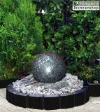 granit_kugelbrunnen_gartebrunnen_blue_pearl